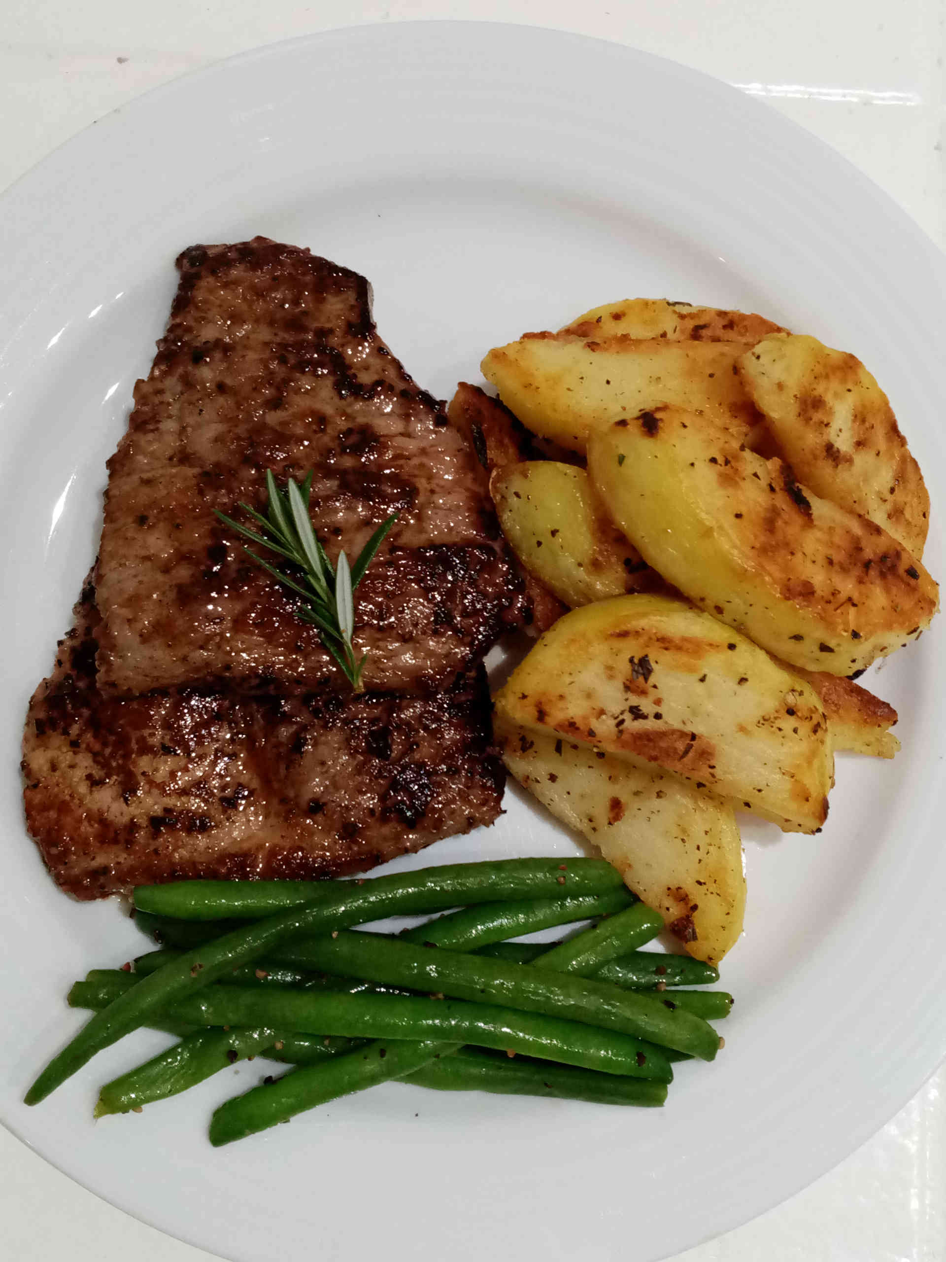 Lunch and dinner meals